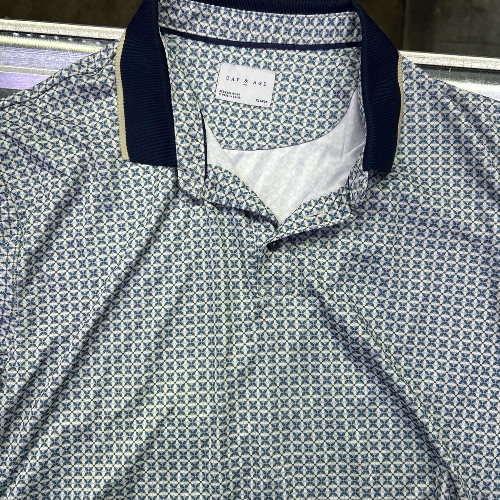 Day & Age Men’s Blue Geometric Polo with Navy Contrast Collar